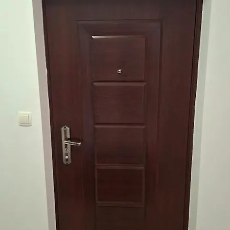 Luxury Aleks *