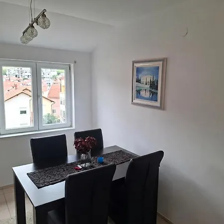 Apartamento Luxury Aleks *